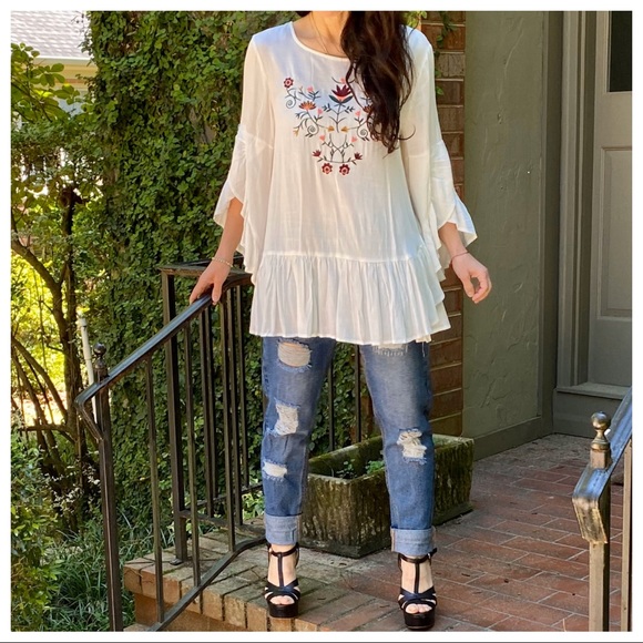 Boho embroidered bell sleeves tunic top - Picture 2 of 8
